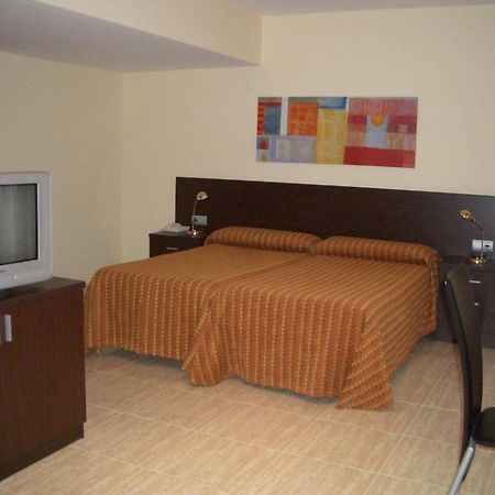 Hotel Pique Gandesa Bilik gambar